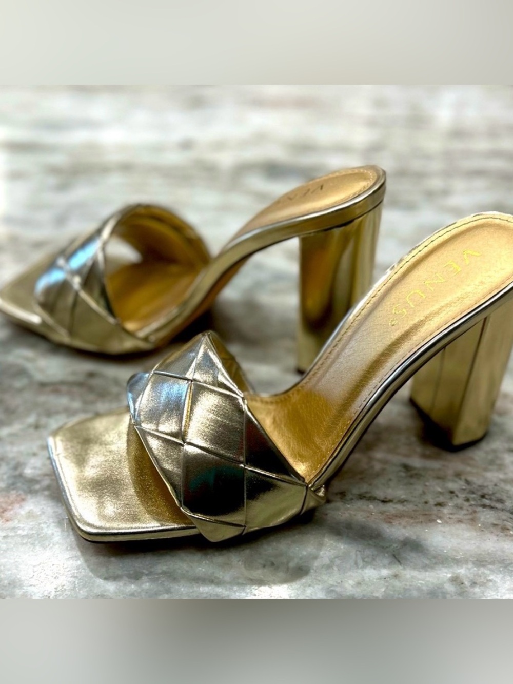 UEC VENUS Metallic Gold Braided Strap Square Toe Chunky Block Heel Mules SZ 8.5